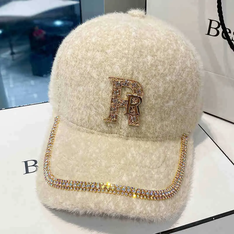 Luxuriöse Baseballkappe aus Fleece mit Verzierungen für Damen Skanto