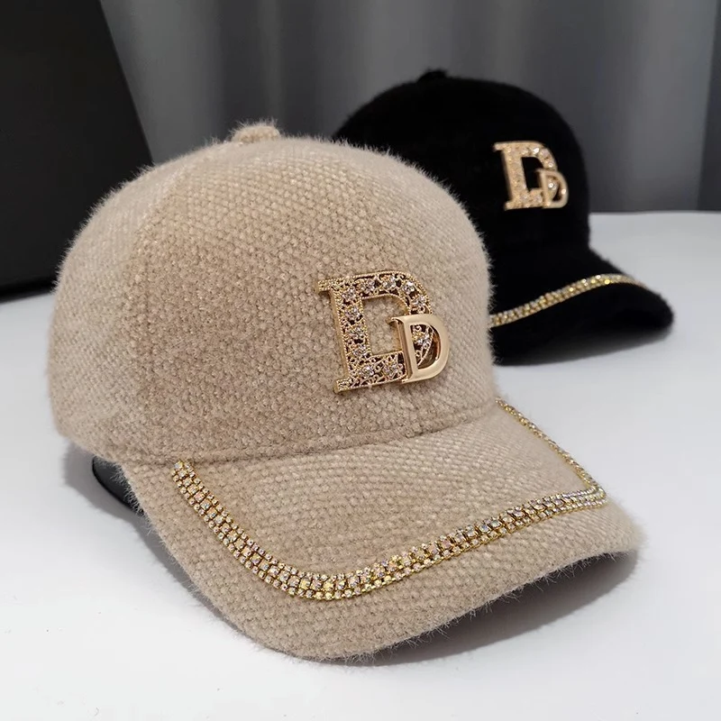 Luxuriöse Baseballkappe aus Wolle mit Verzierungen für Damen Skanto