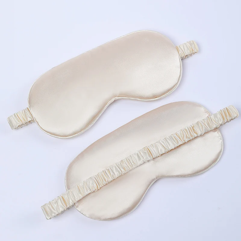 Seidenweiche Maske für Damen mit gepolstertem Augenbereich, verstellbarem Gummiband und Aufbewahrungsbeutel Skanto