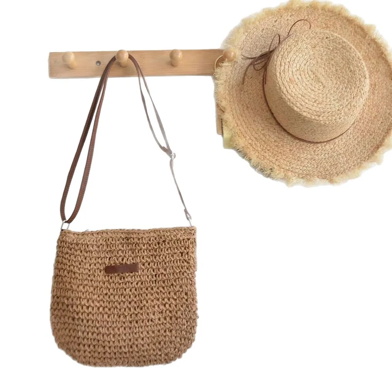 Praktische Tasche aus geflochtenem Naturmaterial Skanto