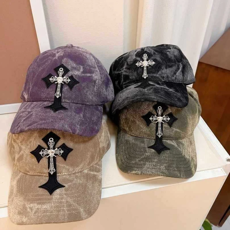 Herren-Baseballcap aus Samt mit gesticktem Kreuz Skanto
