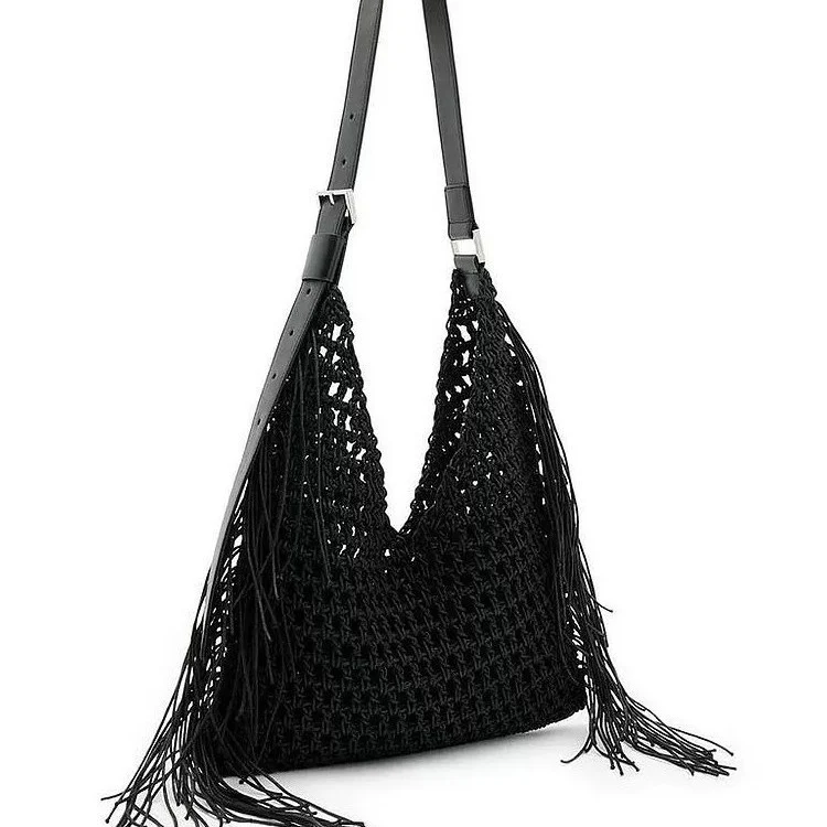 Makramee Hobo Bag mit Fransen und robustem Design Skanto