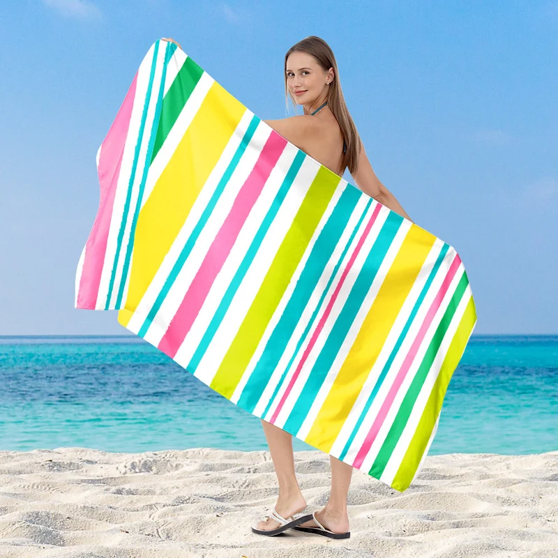 Strandtuch mit künstlerischem Mandala-Design Skanto