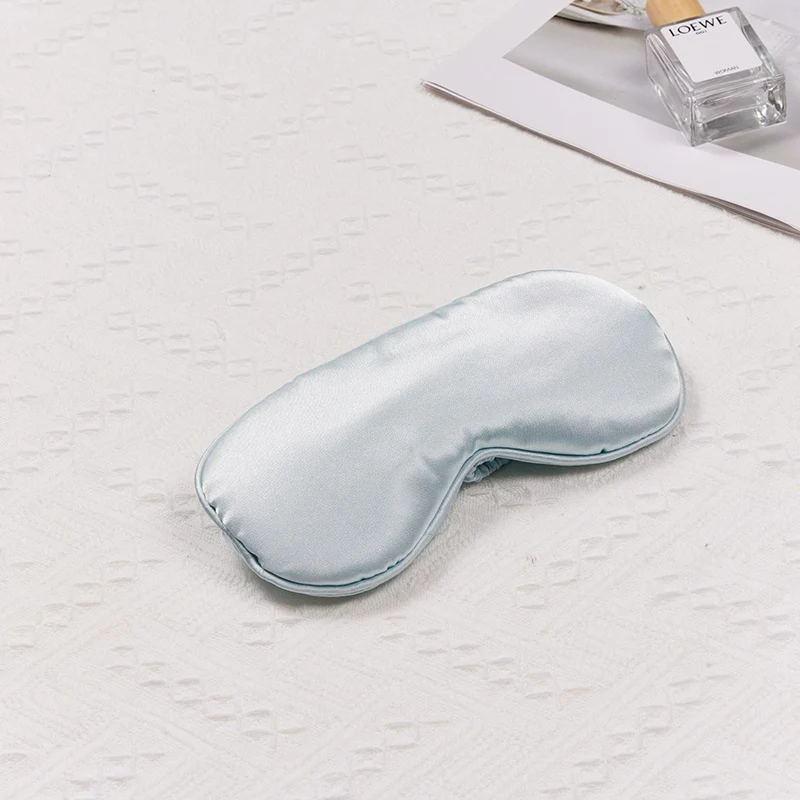 Skanto Ergonomische Schlafmaske für Damen aus satinähnlichem Material mit konturiertem Augenbereich Skanto