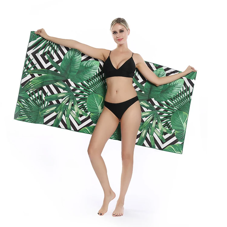 Strandtuch mit kreativem Mandala-Design Skanto