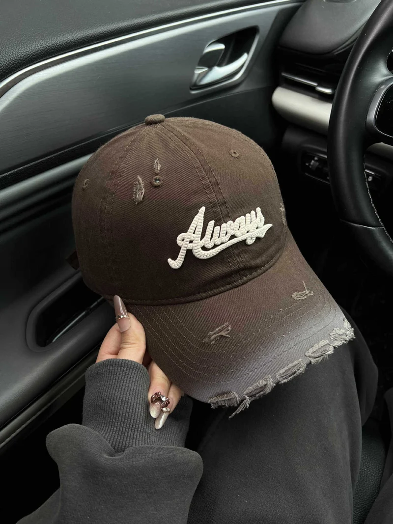 Damen Baseball Cap mit Grafik im Used-Look Skanto