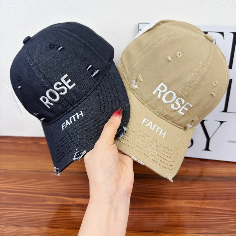 Damen verstellbare Cap im Used-Look mit Grafik Skanto