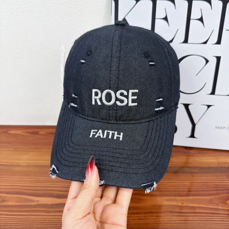 Damen verstellbare Cap im Used-Look mit Grafik Skanto