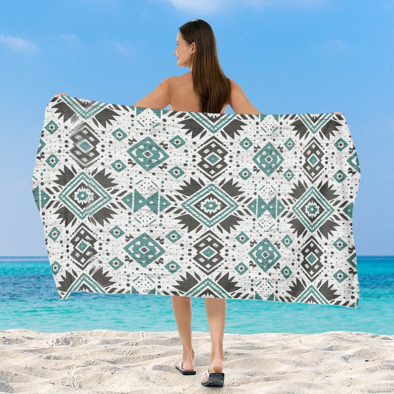 Strandtuch mit exklusivem geometrischem Muster Skanto