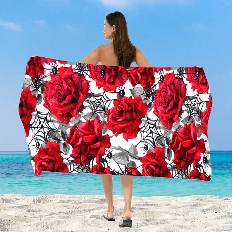 Strandtuch mit elegantem floralem Aquarell-Design Skanto