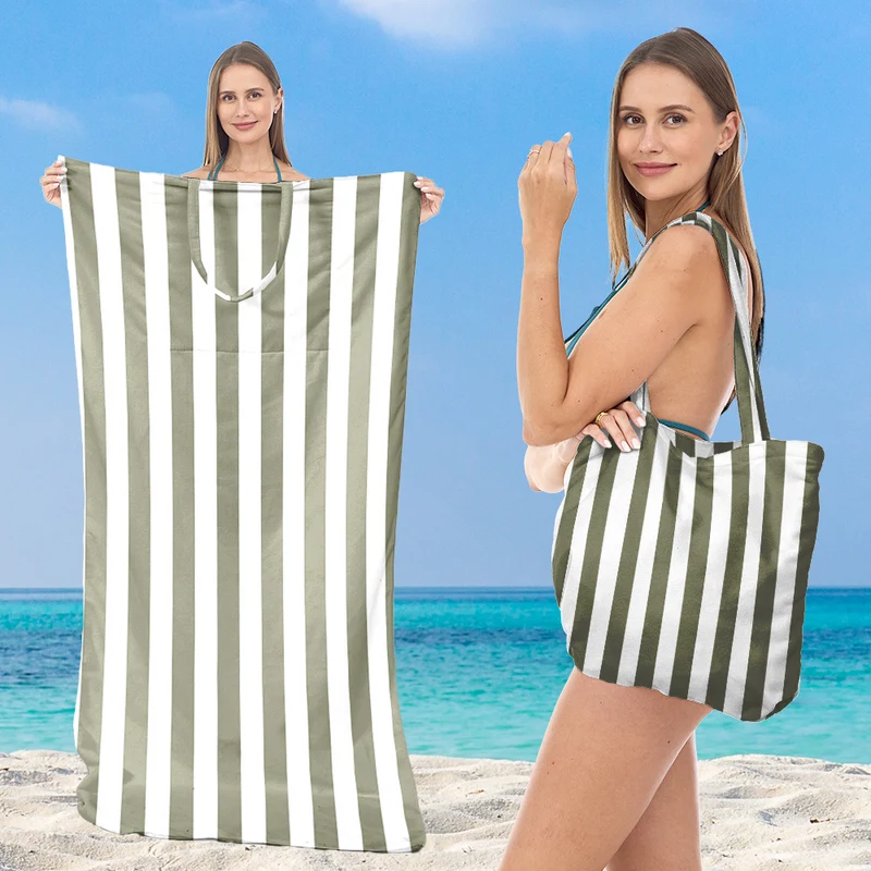 Großes praktisches Strandtuch mit integrierter Tragetasche Skanto