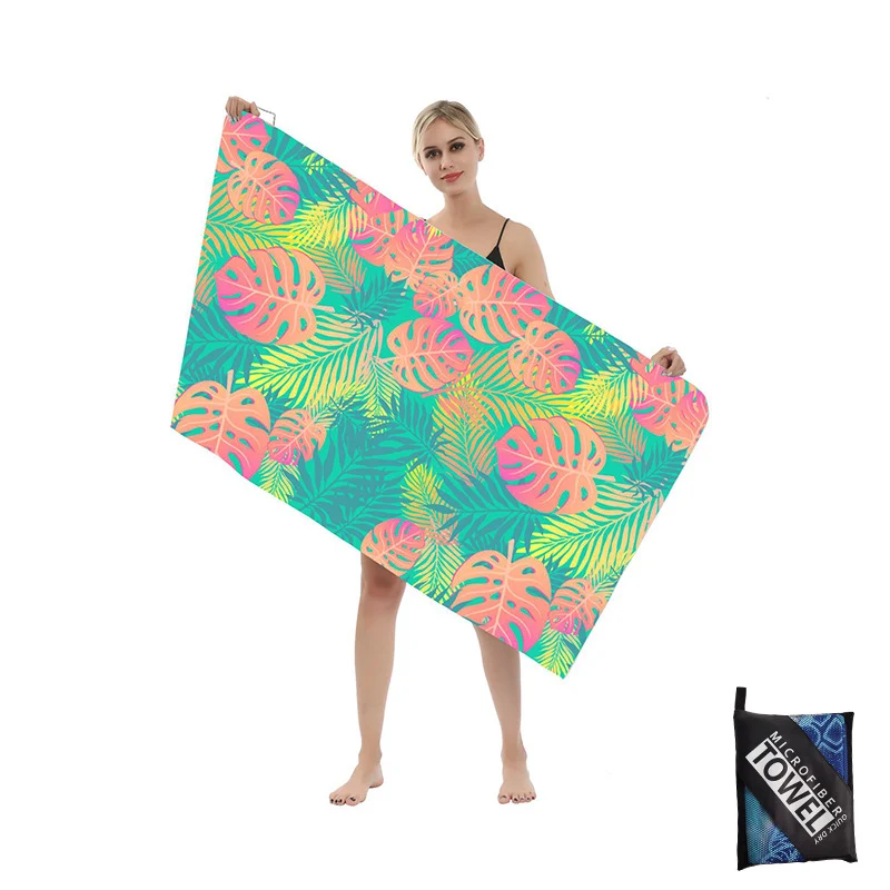 Strandtuch mit künstlerischem Mandala-Design Skanto