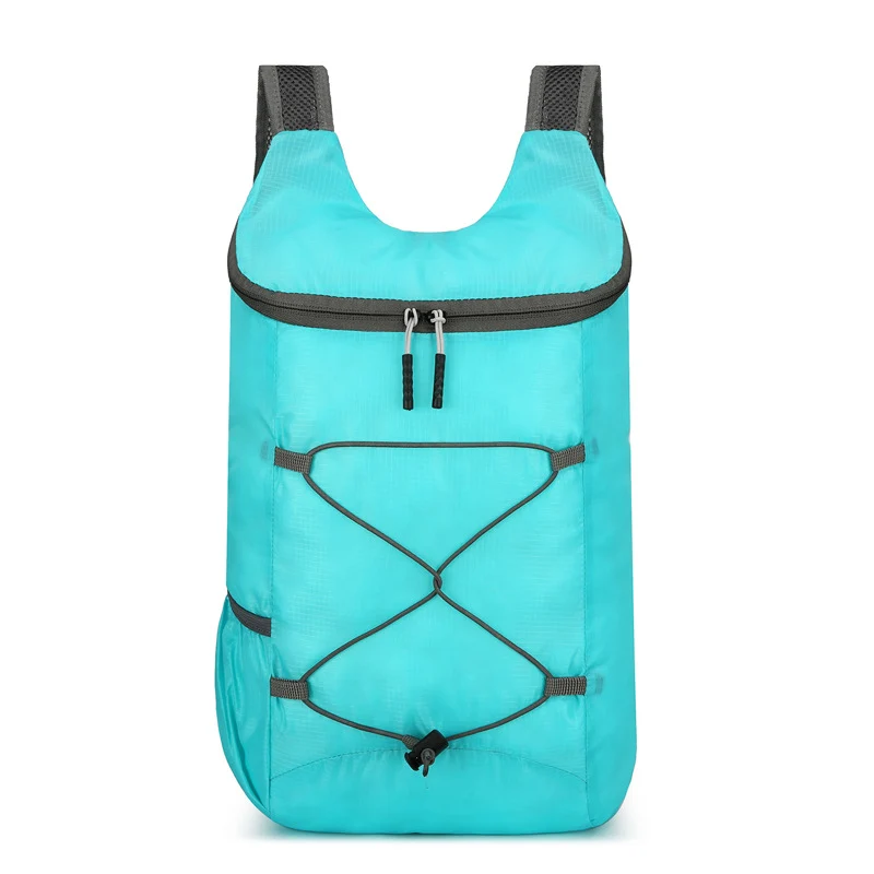 Unisex Skanto Nan Ultraleichter faltbarer Daypack mit Ripstop, externem Bungee und gepolsterten Trägern