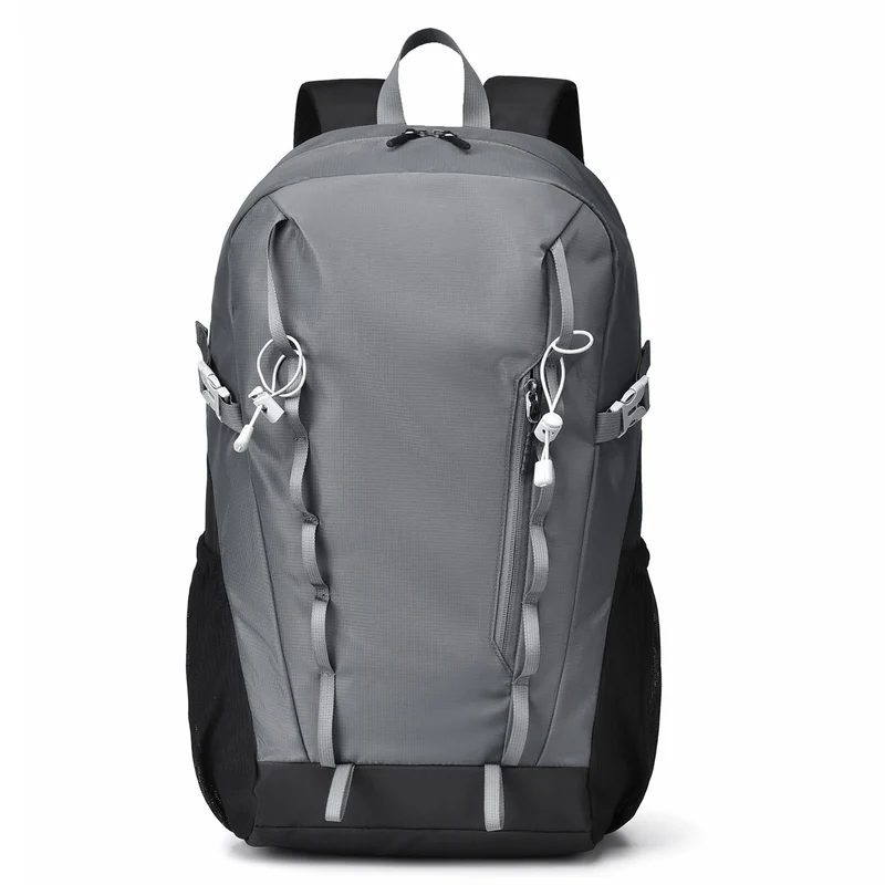 Unisex robuster Outdoor-Rucksack mit gepolstertem Laptopfach, seitlichen Netztaschen und verstellbaren Kompressionsriemen Skanto
