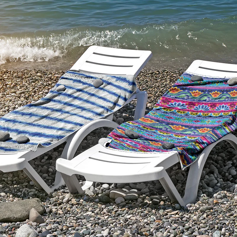 Strandtuch aus hautfreundlicher Mikrofaser mit kreativem Mustermix Skanto