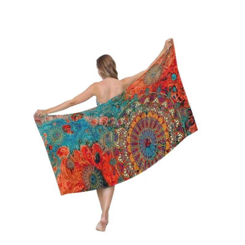 Strandtuch mit künstlerischem Mandala-Design Skanto