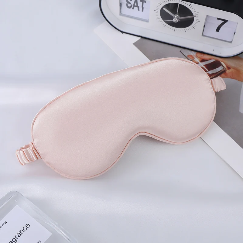 Unisex Nan Seiden-Schlafmaske mit ergonomischer Polsterung und verstellbarem Gummiband Skanto