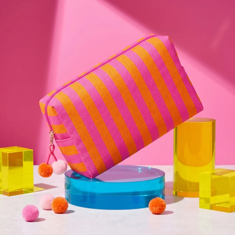 Kosmetiktasche mit bunten Streifen Skanto