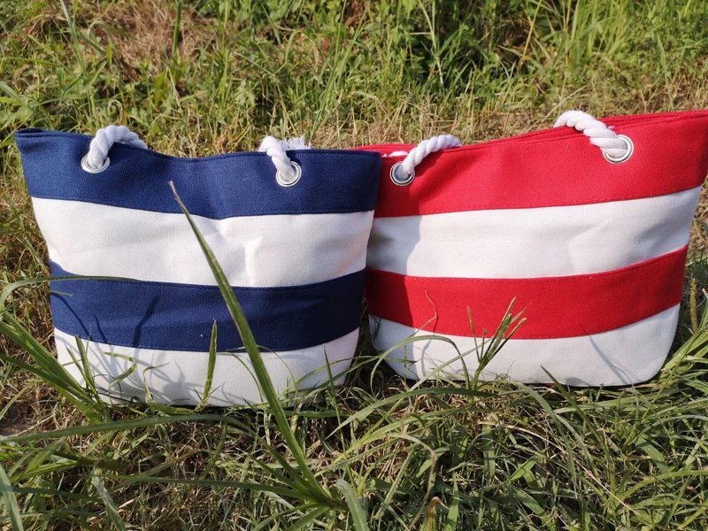 Stylische Strandtasche Skanto