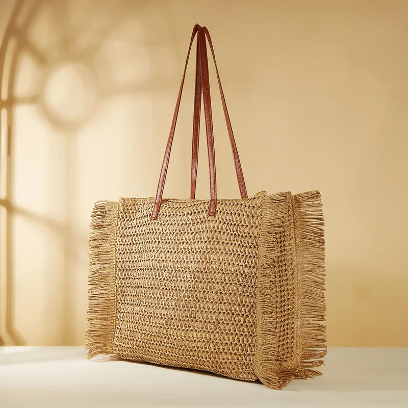 Bast-Strandtasche mit Fransen-Details Skanto