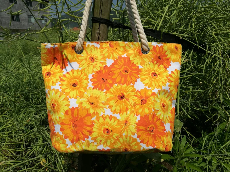 Strandtasche mit Blumenmuster Skanto