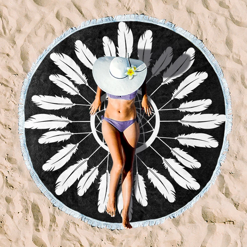 Rundes Strandtuch mit lebhaftem Tropenmuster Skanto