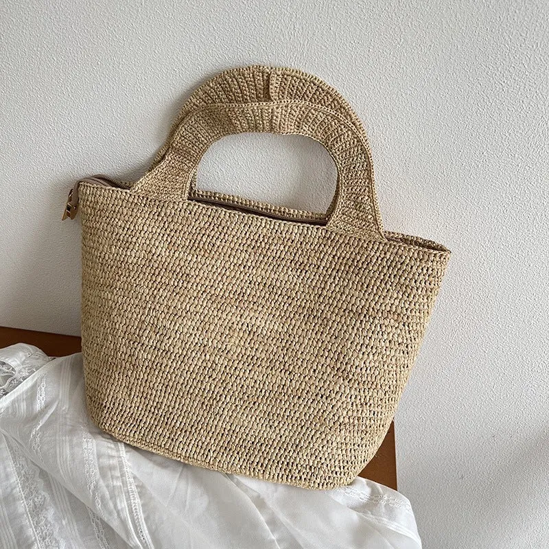 Handgefertigte Strohtasche mit geometrischem Muster Skanto