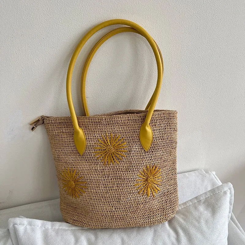 Handgefertigte Strohtasche mit geometrischem Muster Skanto