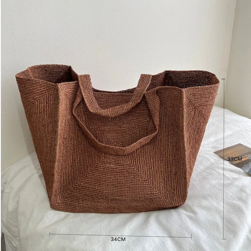 Handgemachte Strohtasche im stilvollen Design Skanto