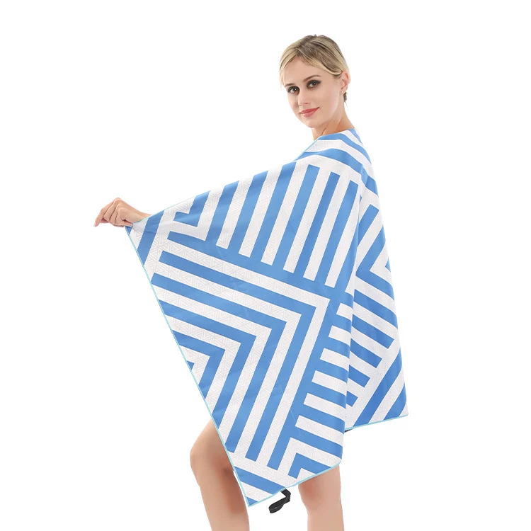 Strandtuch mit modernem Blatt- und geometrischem Design Skanto
