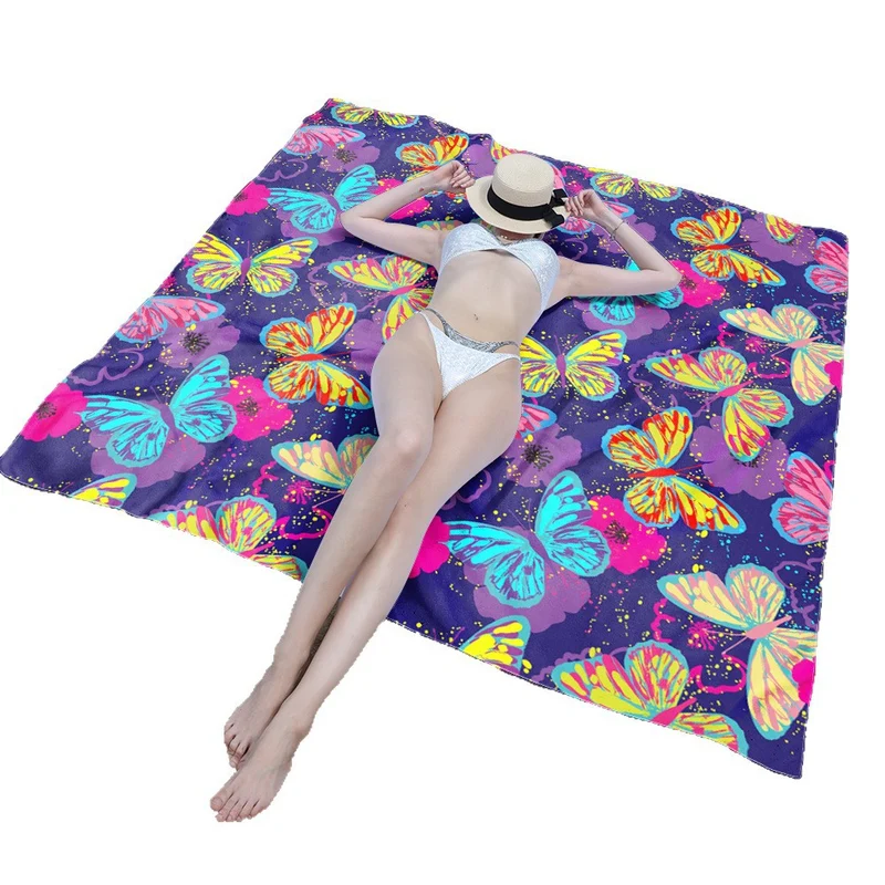 Strandtuch mit lebhaftem Schmetterlingsdesign Skanto