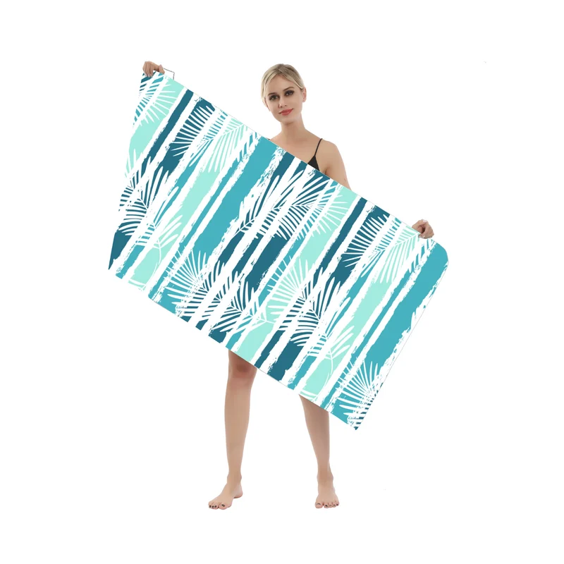 Multifunktionales Strandtuch im kreativen Mandala-Design Skanto