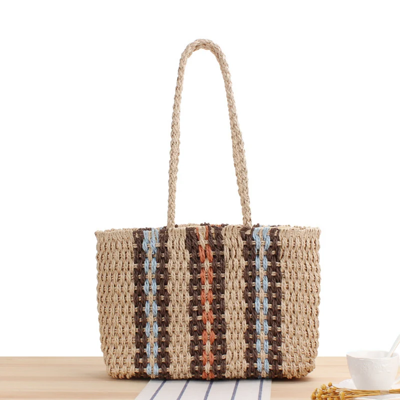 Strandtasche im modernen Design mit dekorativen Streifen Skanto