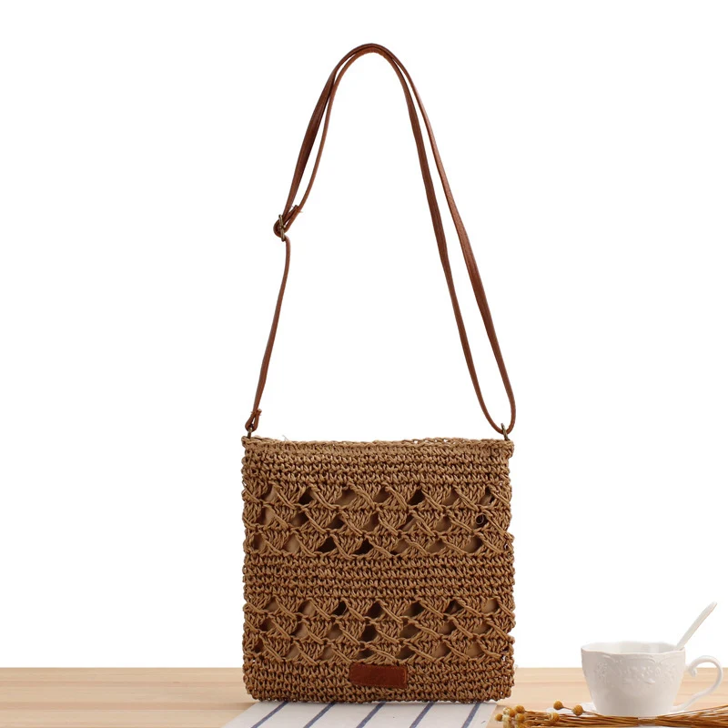 Handtasche aus geflochtenem Naturmaterial mit verstellbarem Schulterriemen Skanto