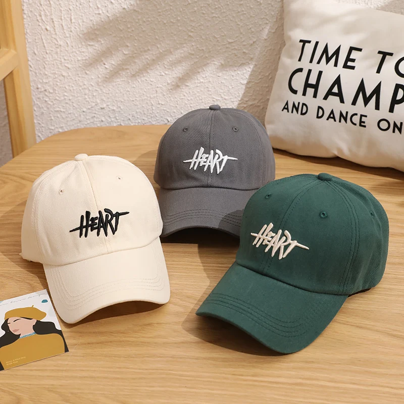 Lässige Baseballkappe für Damen mit Stickerei Skanto 1784084220