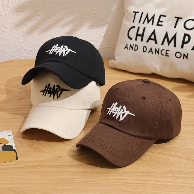 Lässige Baseballkappe für Damen mit Stickerei Skanto 1784084220