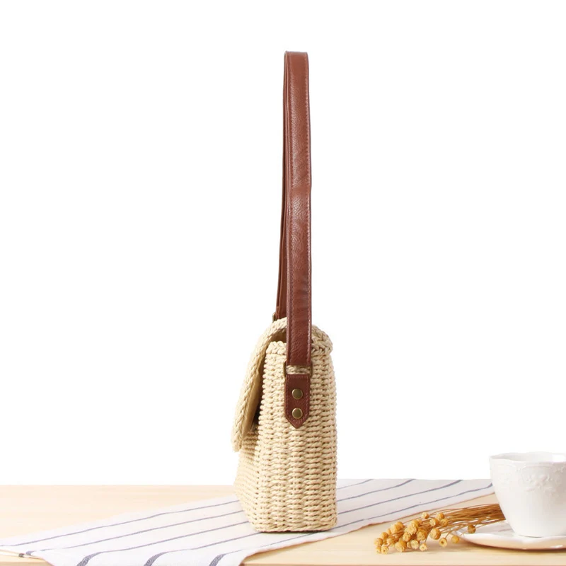 Handgefertigte Raffia-Umhängetasche Skanto