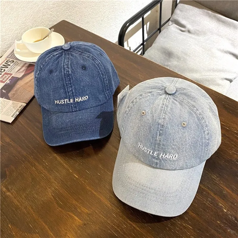Lässige Distressed-Denim-Kappe für Damen Skanto
