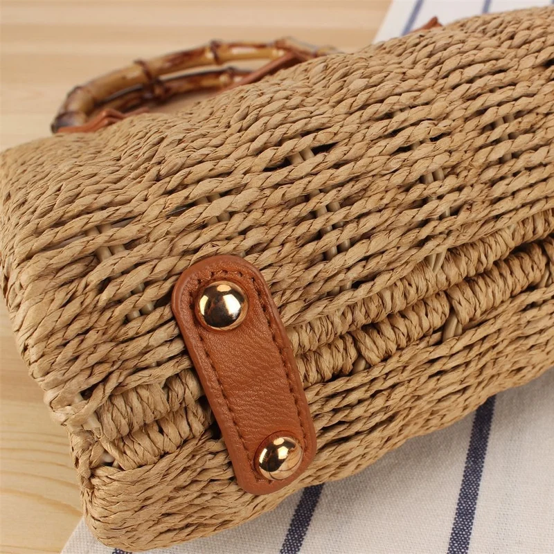 Handtasche mit modernem Flechtdesign und verstellbarem Schulterriemen Skanto
