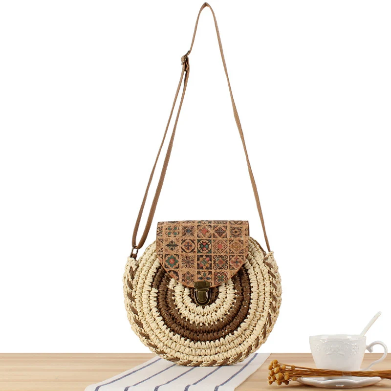 Runde Raffia-Schultertasche mit einzigartigem Klappverschluss Skanto