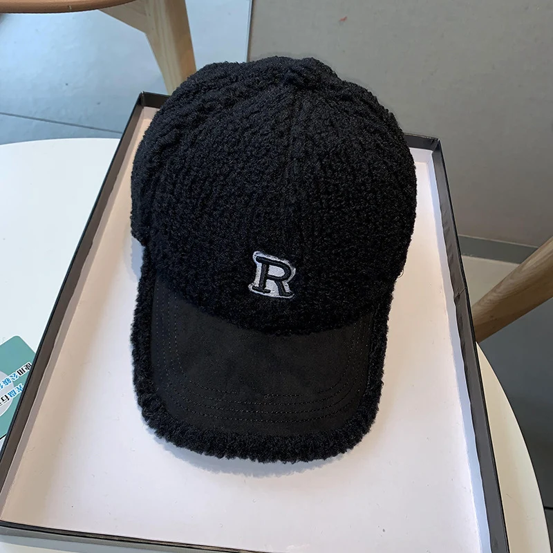 Damen Flauschige Plüsch-Baseballkappe Skanto