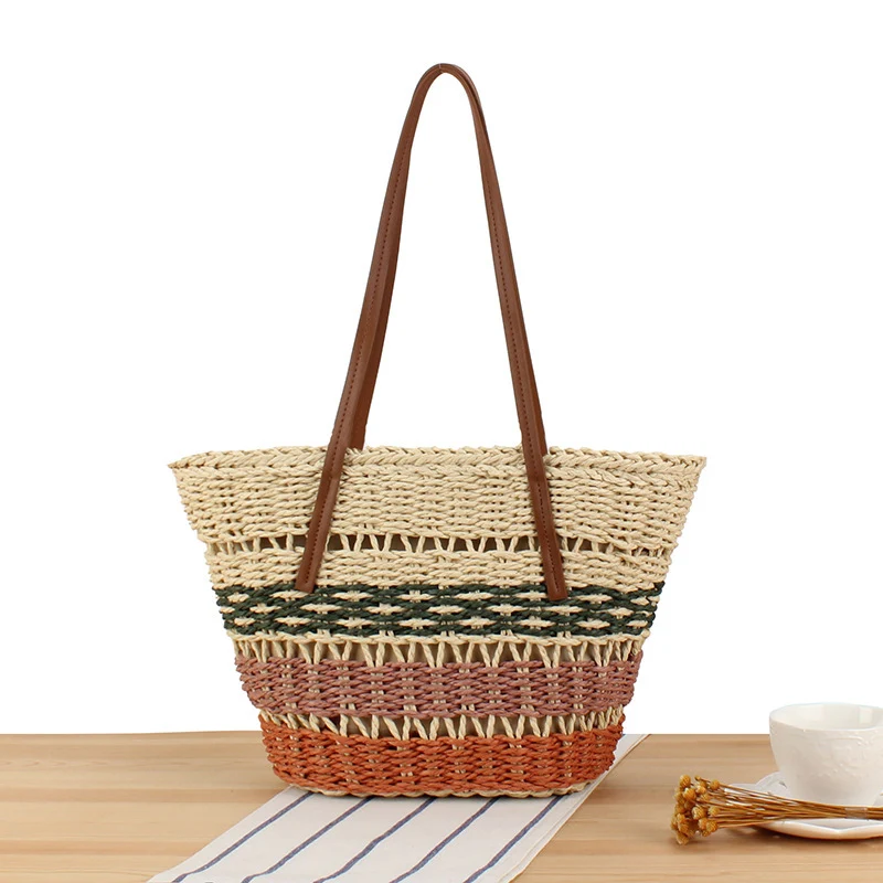 Geflochtene Strohtasche mit Ledergriff Skanto
