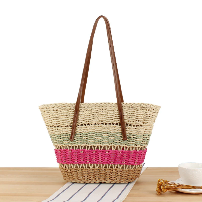 Geflochtene Strohtasche mit Ledergriff Skanto