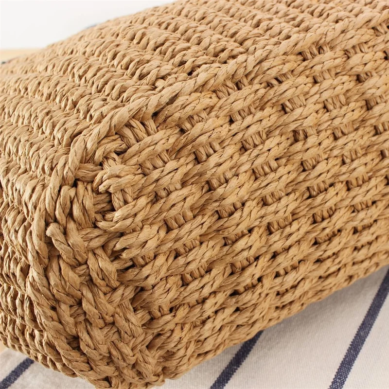 Natur-Raffia-Tragetasche mit elegantem Lederdetail Skanto