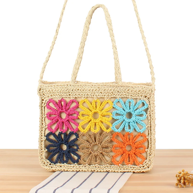 Handgefertigte Korbtasche mit buntem Blumenmuster Skanto