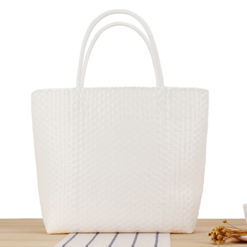 Moderne Strandtasche aus hochwertigem Korbgeflecht Skanto