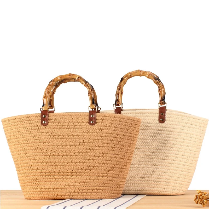 Elegante Korbtasche mit Bambusgriff Skanto