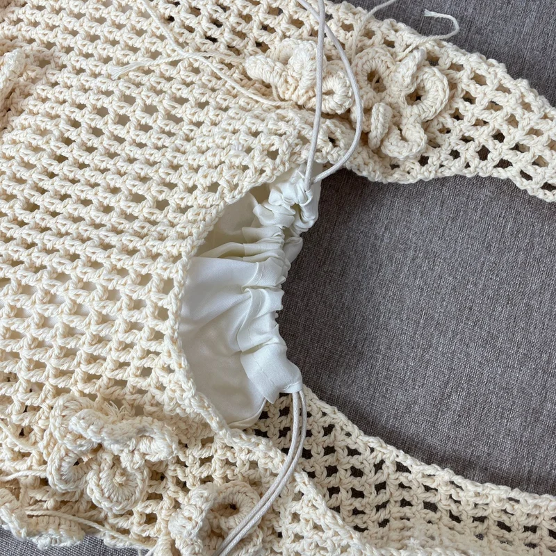 Handgeknüpfte Umhängetasche mit Blumenmuster Skanto