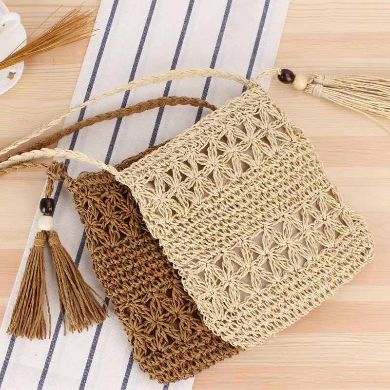 Makramee Schultertasche mit verspieltem Quastendetail Skanto