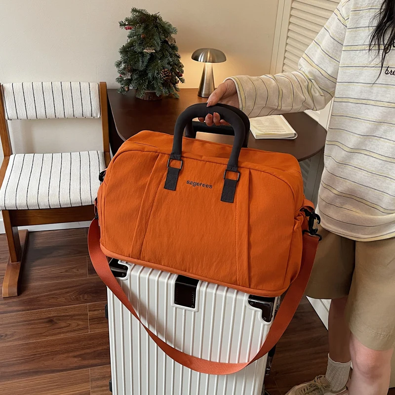 Elegante Reisetasche für Damen Skanto